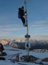 032 - Langsam wir es Zeit die Arbeiten zu beenden. Schließlich ist man im winterlichen Hochgebirge und die Zivilisation weit weg.